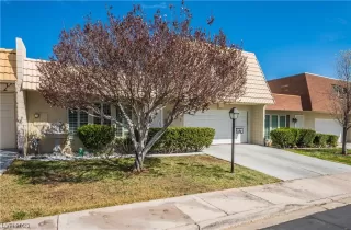 Photo #1: 2481129 Listing