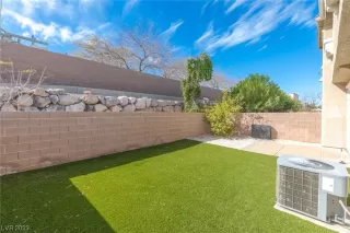 Photo #3: 2481140 Listing 