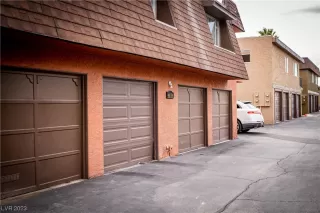 Photo #2: 2481145 Listing 