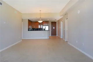 Photo #2: 2481164 Listing 