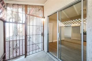 Photo #3: 2481181 Listing 