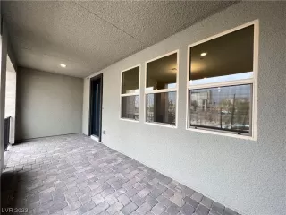 Photo #2: 2481240 Listing 