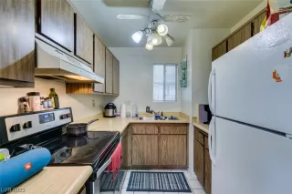 Photo #6: 2481290 Listing