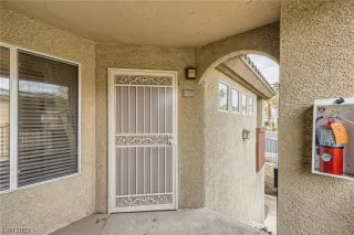 Photo #1: 2481297 Listing 