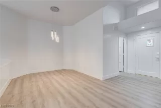 Photo #5: 2481313 Listing 