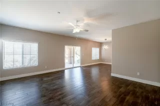 Photo #5: 2481355 Listing 