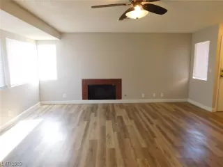 Photo #3: 2481360 Listing 