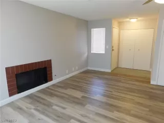 Photo #4: 2481360 Listing 