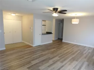 Photo #5: 2481360 Listing 