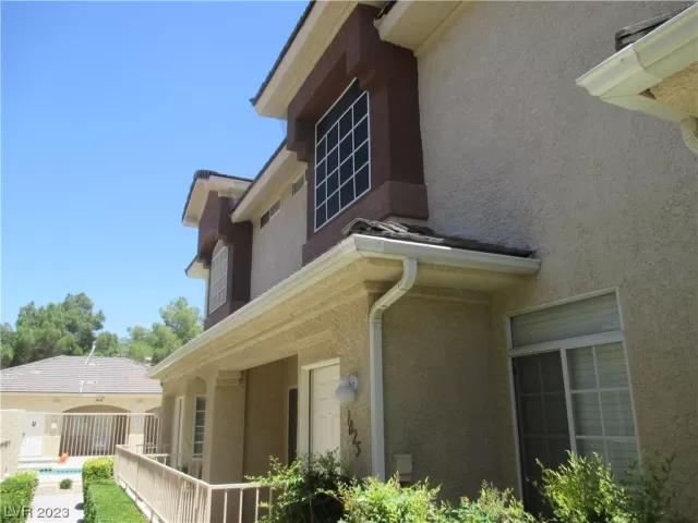 MLS: 2481385 Condo For Sale
