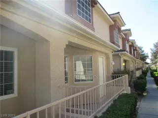 Photo #1: 2481385 Listing 