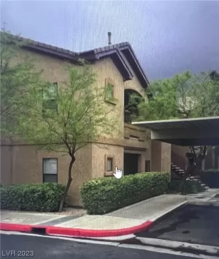 Photo #2: 2481396 Listing 