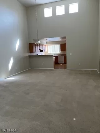 Photo #4: 2481479 Listing 