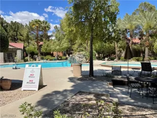 Photo #5: 2481481 Listing 