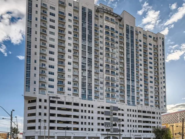 MLS: 2481487 Condo For Sale