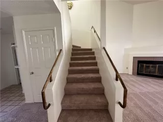 Photo #3: 2481513 Listing 