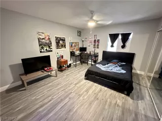 Photo #6: 2481530 Listing