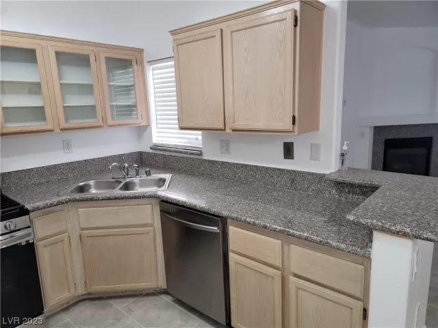 MLS: 2481538 Condo For Sale