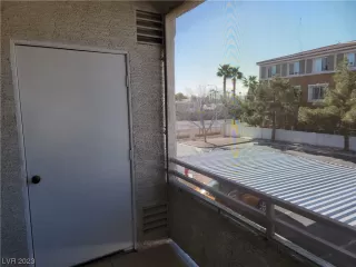 Photo #3: 2481538 Listing 