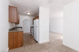 Photo #6: 2481570 Listing 