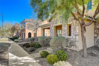 Photo #2: 2481648 Listing 