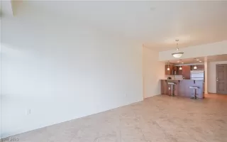 Photo #3: 2481682 Listing 