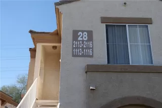 Photo #5: 2481698 Listing 