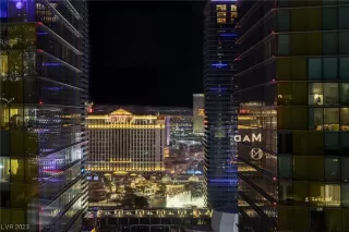 Photo #3: 2481752 Listing