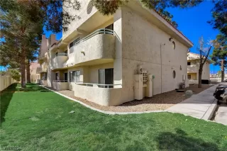 Photo #1: 2481840 Listing 