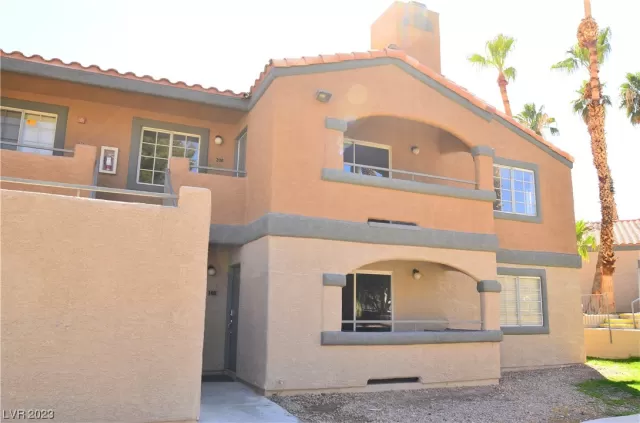 MLS: 2481845 Condo For Sale