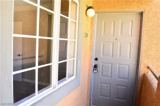 Photo #1: 2481845 Listing 