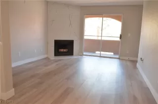 Photo #2: 2481845 Listing 