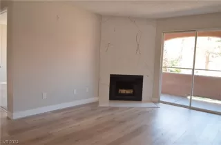 Photo #3: 2481845 Listing 