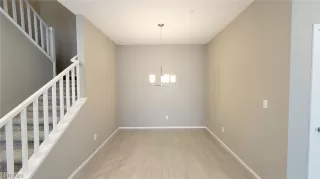 Photo #6: 2481851 Listing
