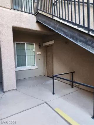 Photo #1: 2481857 Listing 