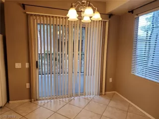 Photo #6: 2481857 Listing 