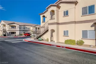 Photo #3: 2481865 Listing