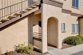 Photo #4: 2481865 Listing