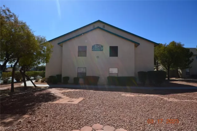 MLS: 2481879 Condo For Sale