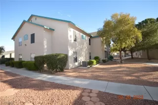 Photo #2: 2481879 Listing 