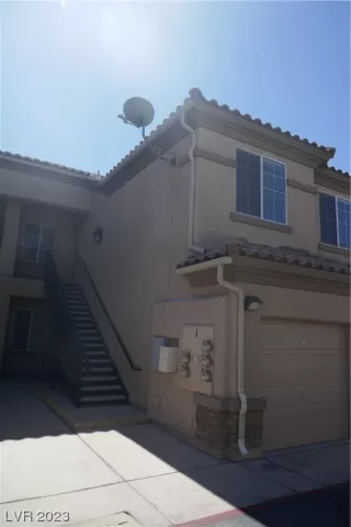 Photo #1: 2481894 Listing 