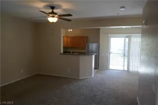 Photo #2: 2481894 Listing 