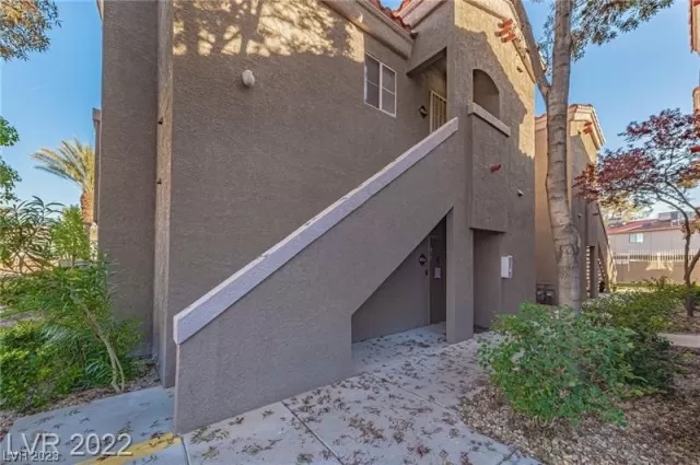 MLS: 2481895 Condo For Sale