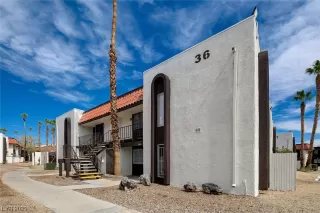 Photo #2: 2481901 Listing 