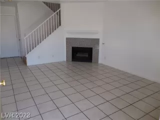 Photo #4: 2481955 Listing 