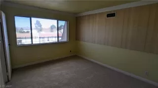 Photo #5: 2481958 Listing