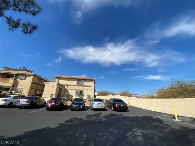 MLS: 2481966 Condo For Sale