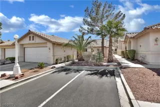 Photo #1: 2482016 Listing