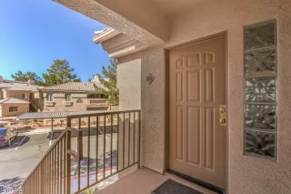 Photo #5: 2482070 Listing 