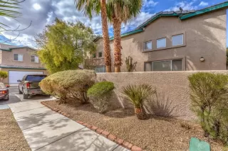 Photo #5: 2482072 Listing 